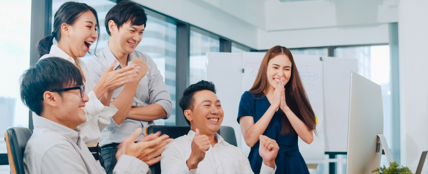 Banner tuyển dụng topsanuytin