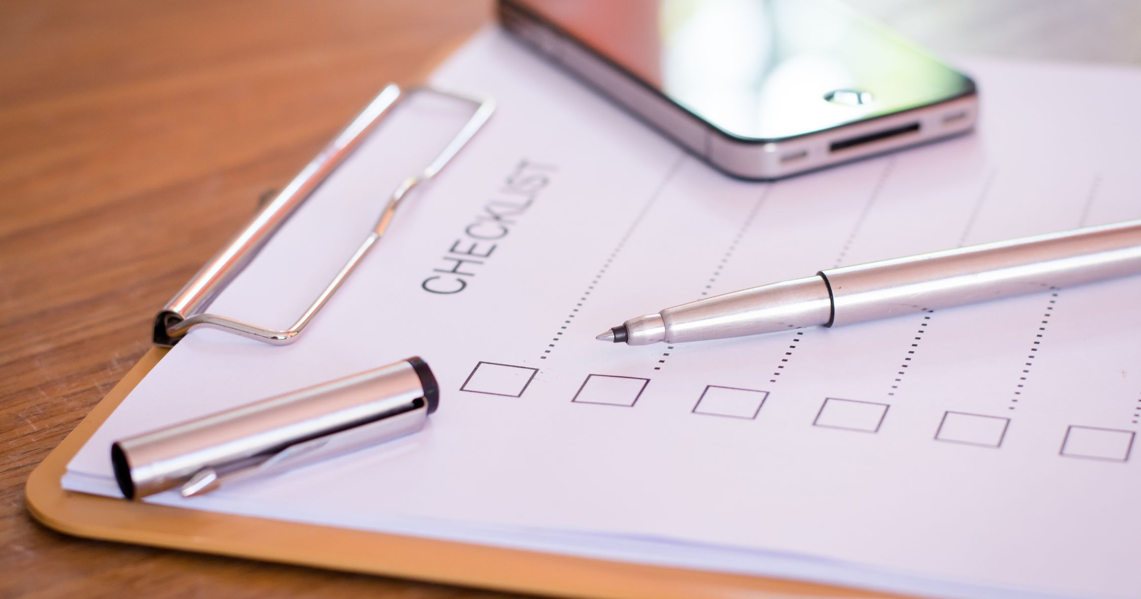 Checklist "vàng" để chọn sàn Forex tốt nhất để hedging