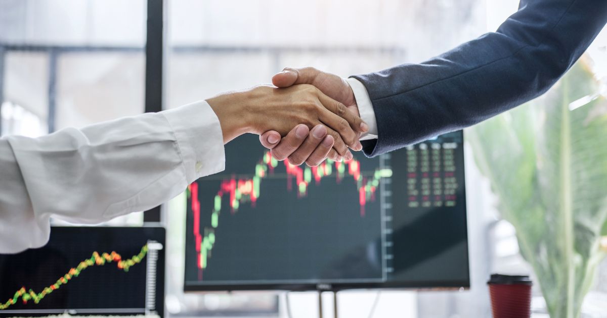 Phí hoa hồng của các sàn minh bạch là mô hình "win-win" không có xung đột lợi ích