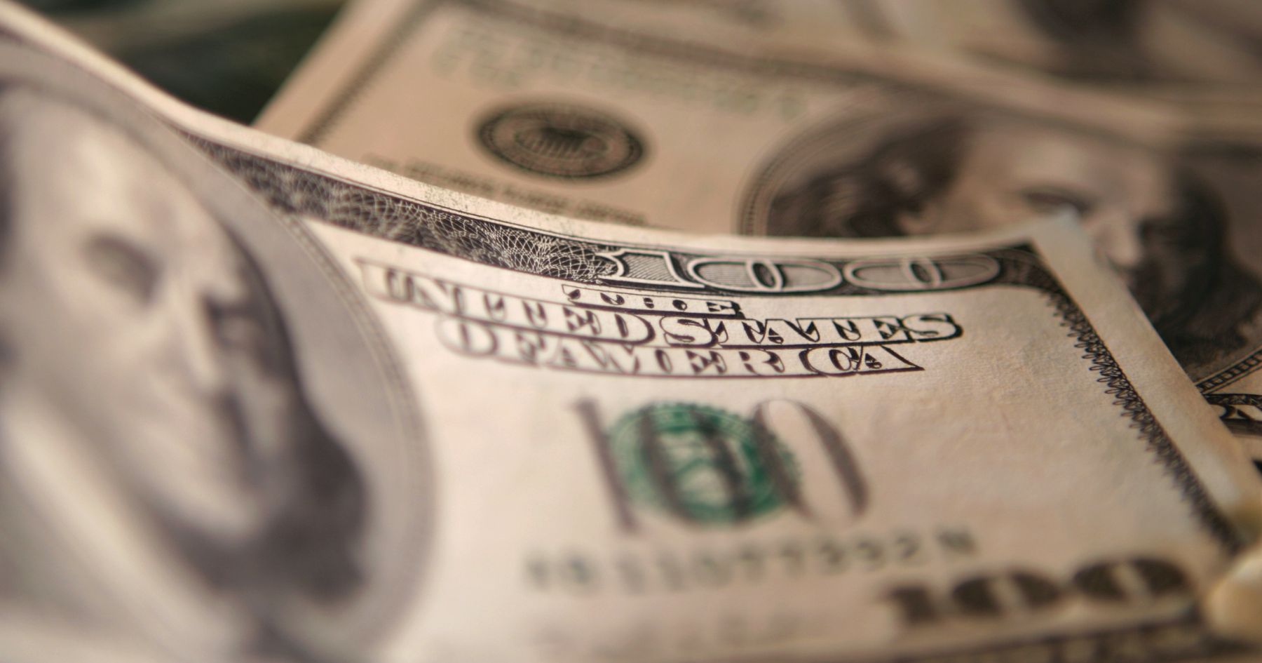 Tỷ lệ USD trong dự trữ của các ngân hàng trung ương đang dần sụt giảm