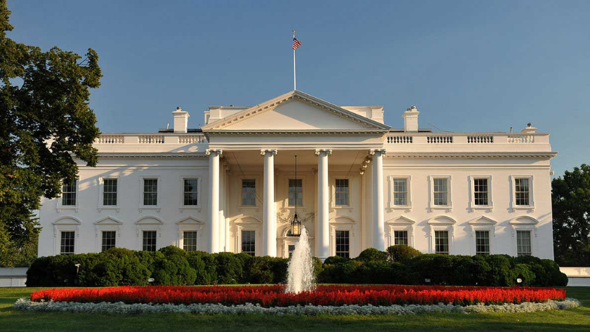 Nhà Trắng chuẩn bị sa thải hàng loạt 1/10