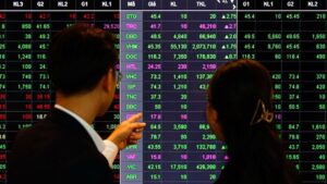 Cổ phiếu tăng ào ạt, vốn ngoại đảo chiều mua ròng mạnh, VN-Index bứt phá ấn tượng